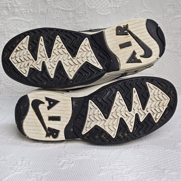 Vintage 90s Nike Air Black White Sneakers Size 7 Just Do It Swoosh Collectable - Picture 6 of 11